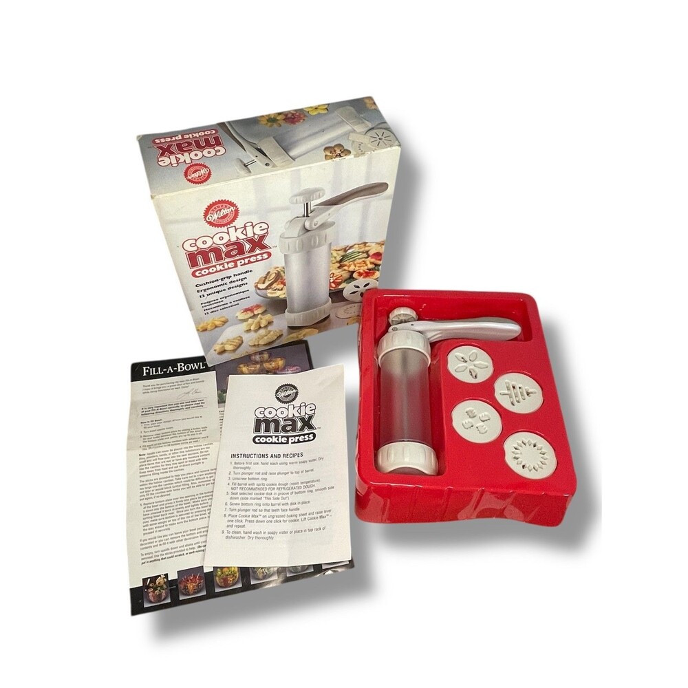 Wilton Cookie Max Cookie Press And Dessert Decorator 12 Disc With Box